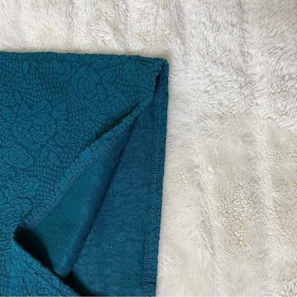 Forever 21 Teal Blue Rose Pattern Embroidered Lace Bodycon Mini Dress Nwt Size S - Picture 11 of 13